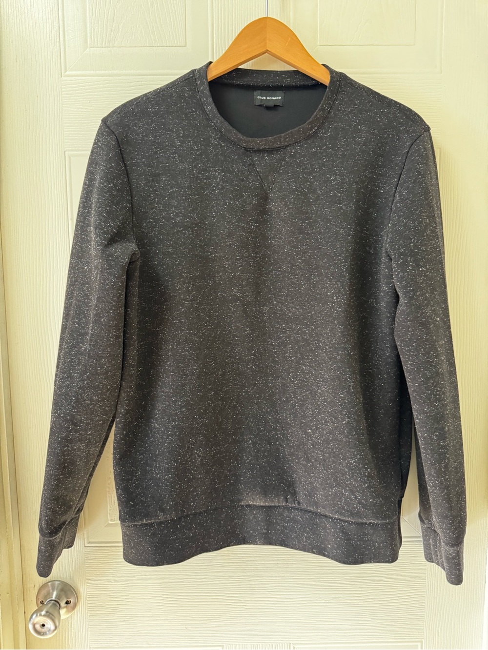 Club Monaco Men's Charcoal Speckled Crewneck Sweater